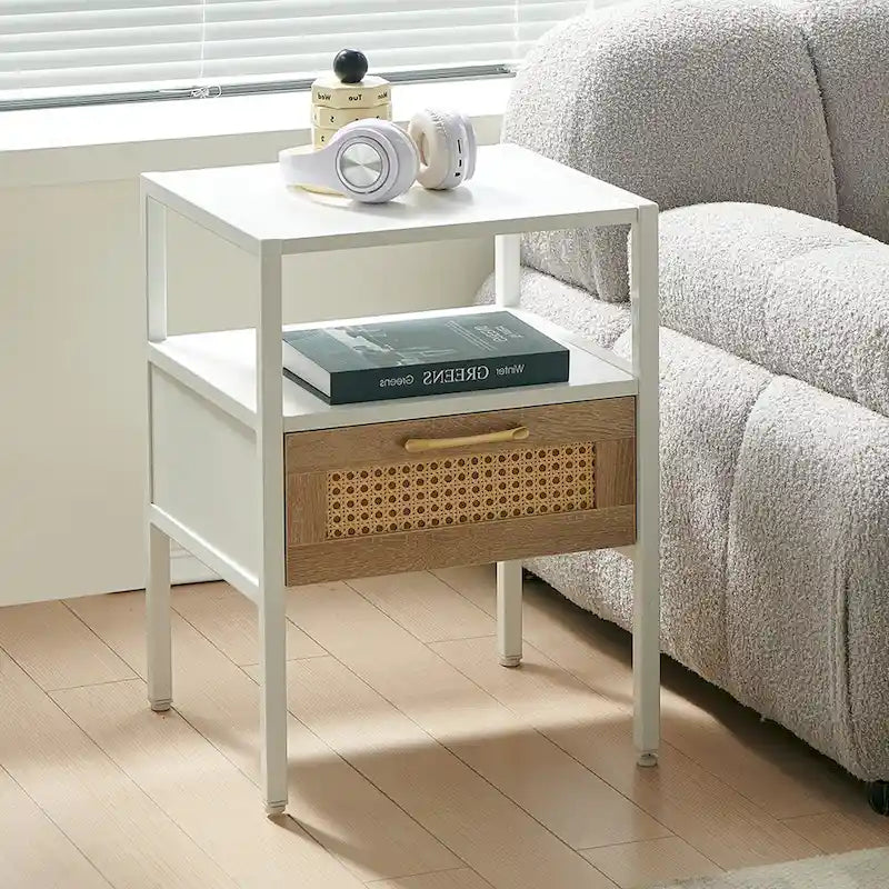 Comodino in rattan a 1 cassetto con scomparto portaoggetti