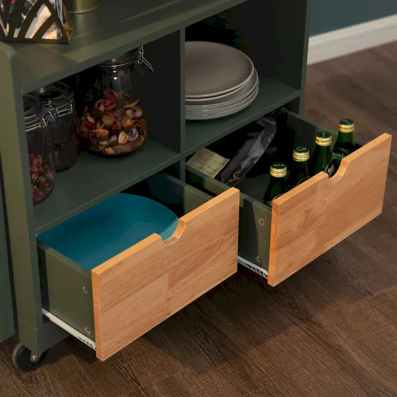 Carrello da cucina con cassetti e ripiani aperti