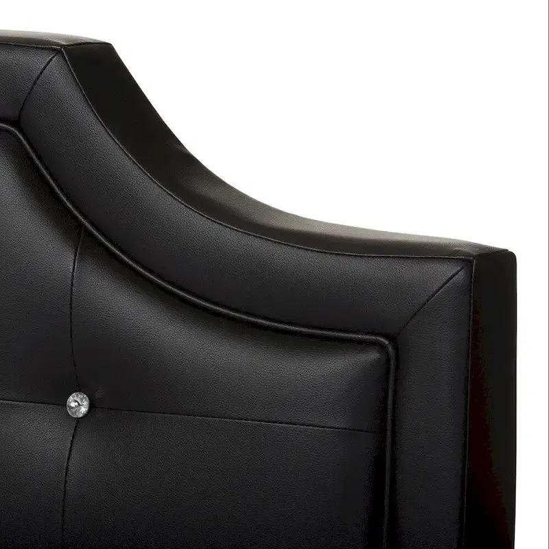 Letto a piattaforma in ecopelle con testiera imbottita