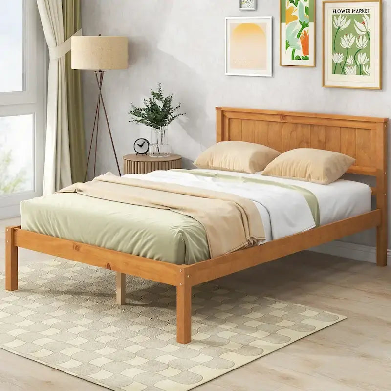 Struttura letto a piattaforma in legno con testiera